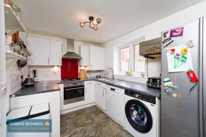 Kitchen/Diner- click for photo gallery